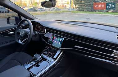 Внедорожник / Кроссовер Audi Q7 2024 в 