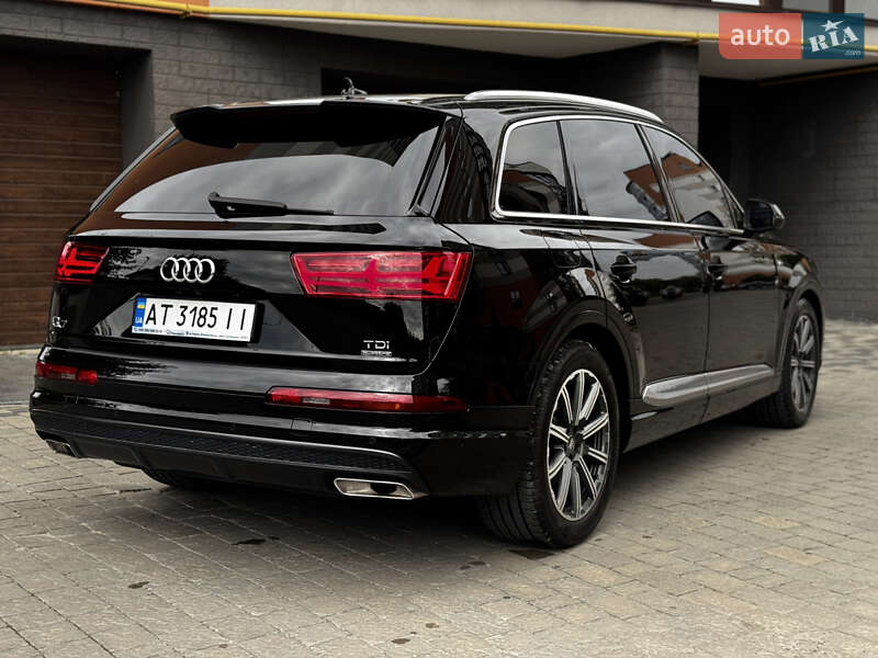 Внедорожник / Кроссовер Audi Q7 2015 в Ивано-Франковске