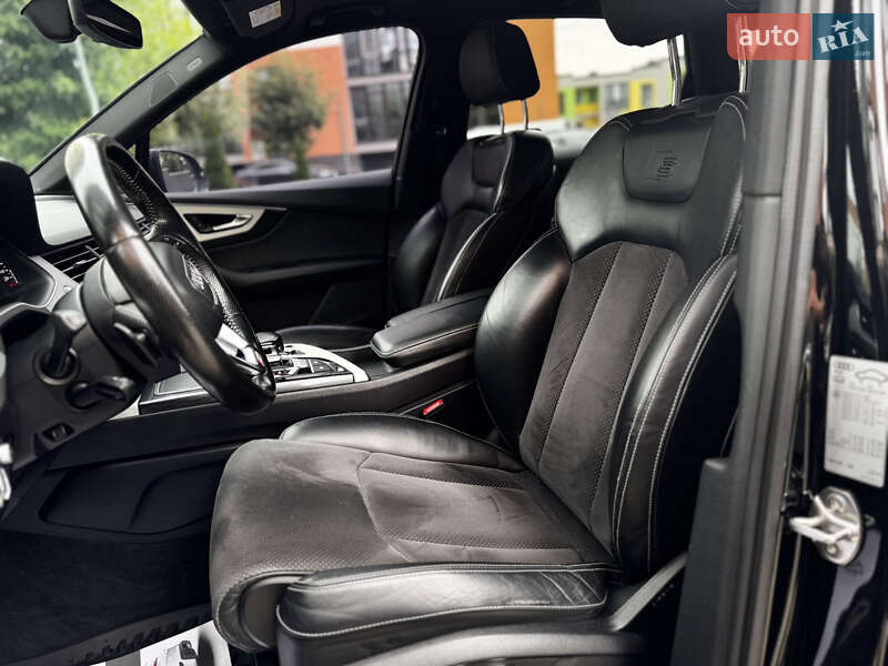 Внедорожник / Кроссовер Audi Q7 2015 в Ивано-Франковске