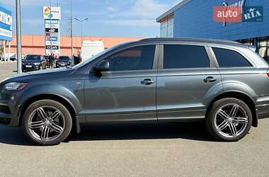 Позашляховик / Кросовер Audi Q7 2013 в 