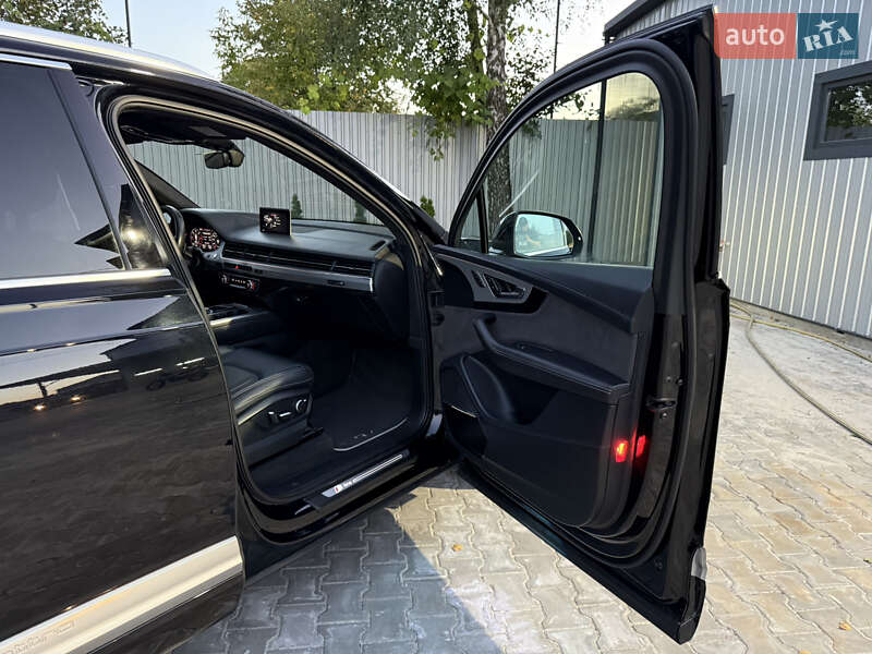 Внедорожник / Кроссовер Audi Q7 2016 в Ровно фото 75 Внедорожник / Кроссовер Audi Q7 2016 в Ровно