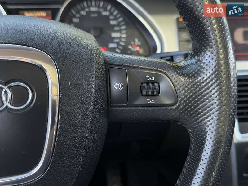 Позашляховик / Кросовер Audi Q7 2006 в Києві