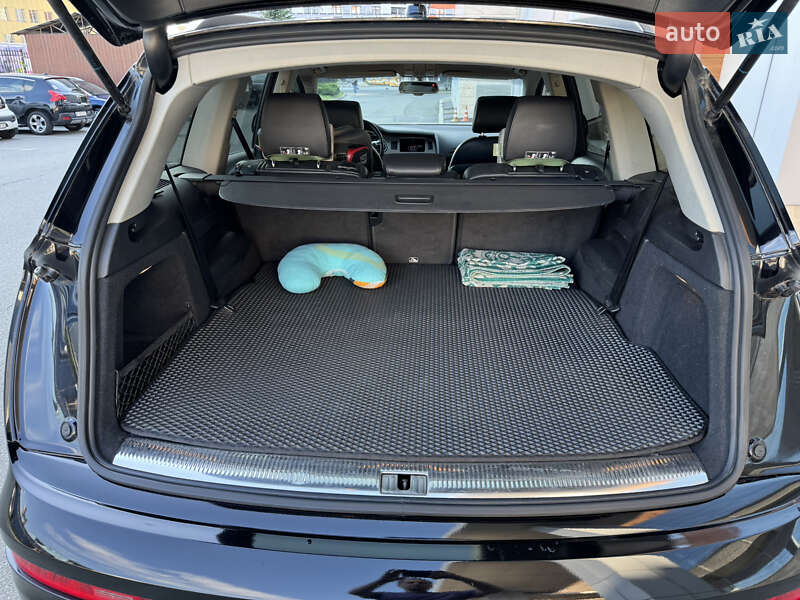 Внедорожник / Кроссовер Audi Q7 2015 в Киеве фото 6 Внедорожник / Кроссовер Audi Q7 2015 в Киеве