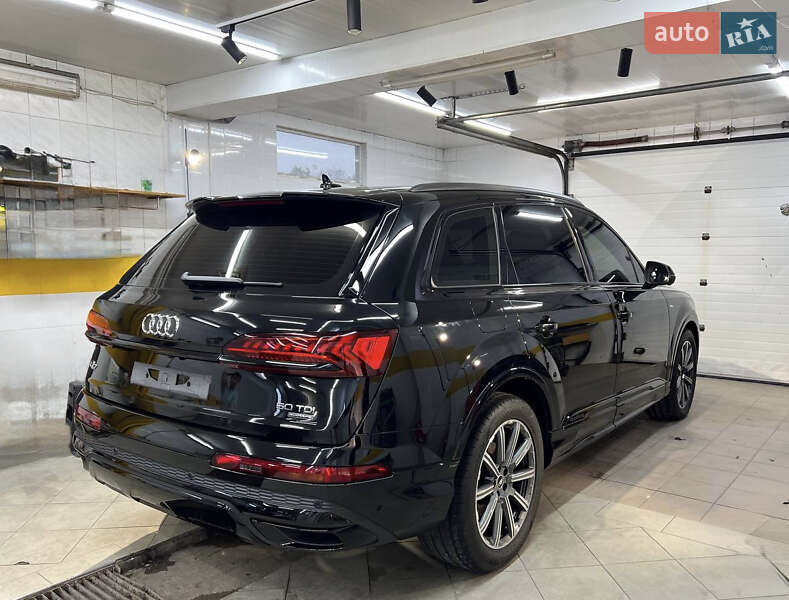 Внедорожник / Кроссовер Audi Q7 2021 в Одессе