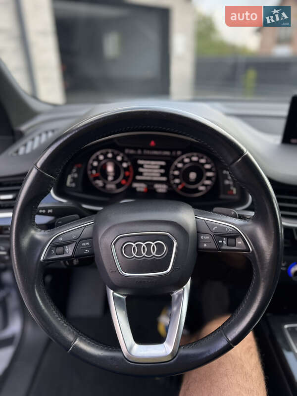 Внедорожник / Кроссовер Audi Q7 2016 в Тернополе