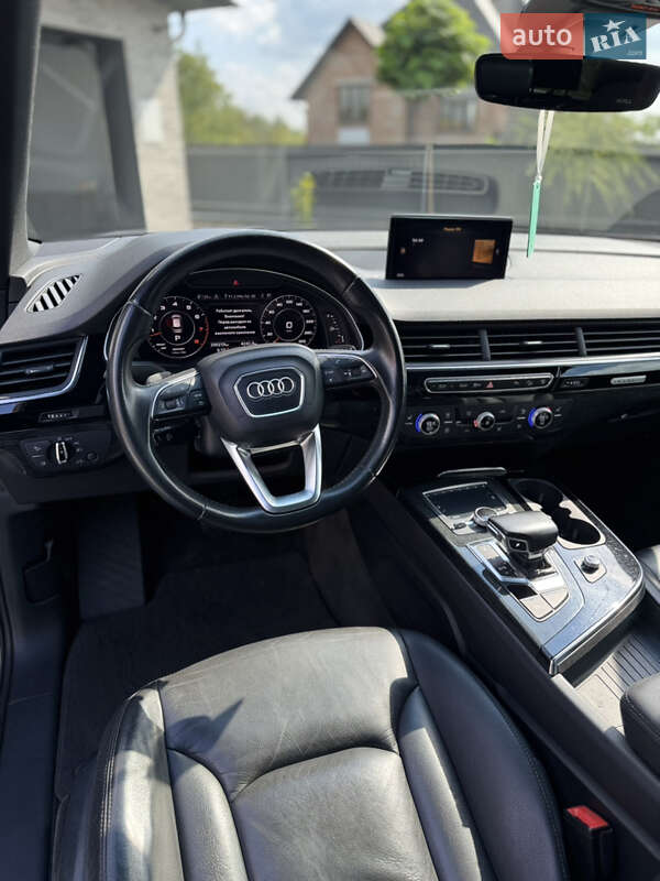 Внедорожник / Кроссовер Audi Q7 2016 в Тернополе