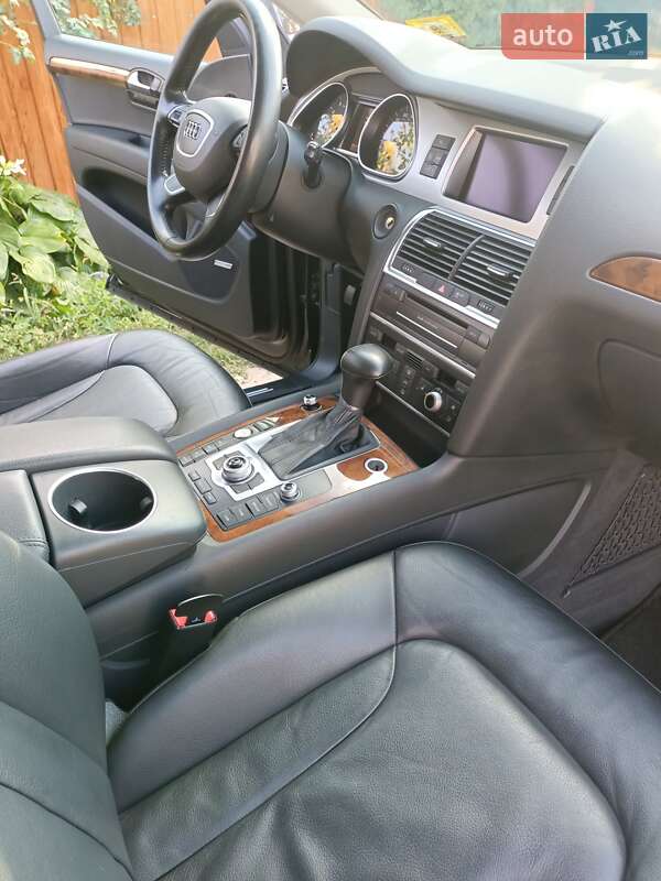Внедорожник / Кроссовер Audi Q7 2014 в Ромнах фото 14 Внедорожник / Кроссовер Audi Q7 2014 в Ромнах