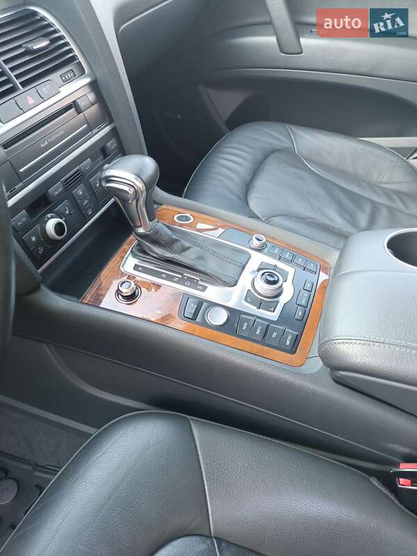 Внедорожник / Кроссовер Audi Q7 2014 в Ромнах фото 23 Внедорожник / Кроссовер Audi Q7 2014 в Ромнах