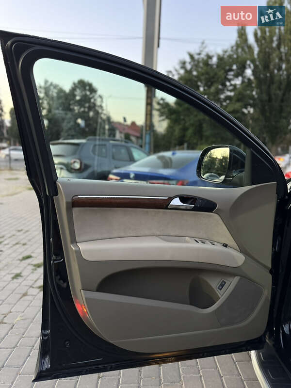 Позашляховик / Кросовер Audi Q7 2007 в Вінниці