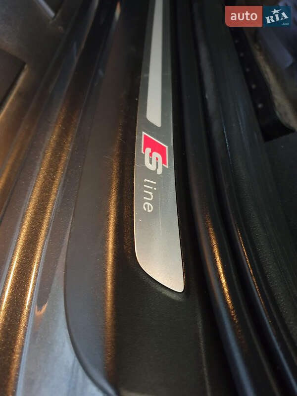 Позашляховик / Кросовер Audi Q7 2015 в Тернополі