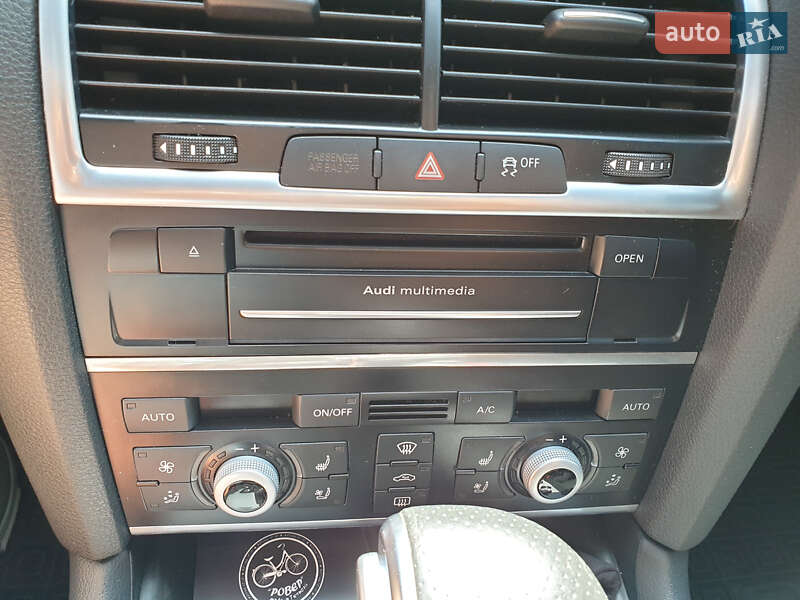 Позашляховик / Кросовер Audi Q7 2015 в Тернополі