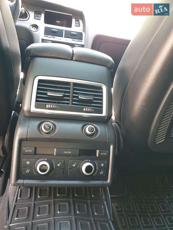 Позашляховик / Кросовер Audi Q7 2015 в Тернополі