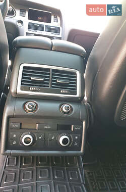 Позашляховик / Кросовер Audi Q7 2015 в 