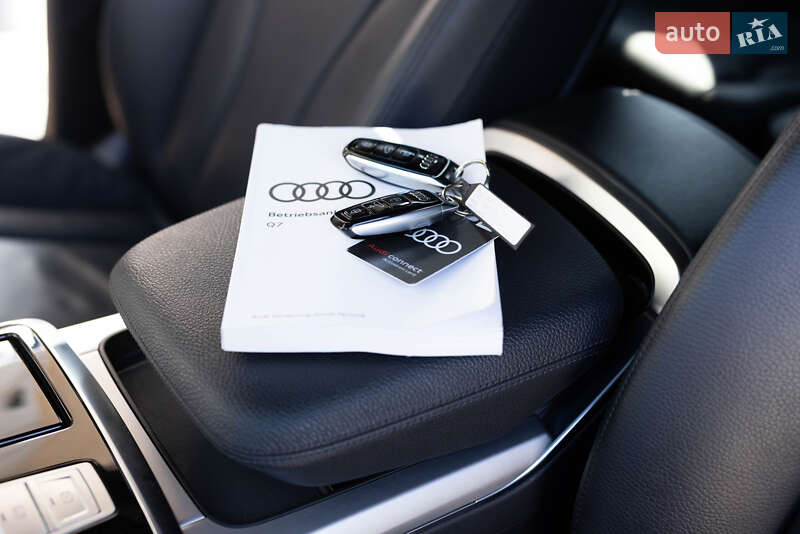 Позашляховик / Кросовер Audi Q7 2022 в Львові
