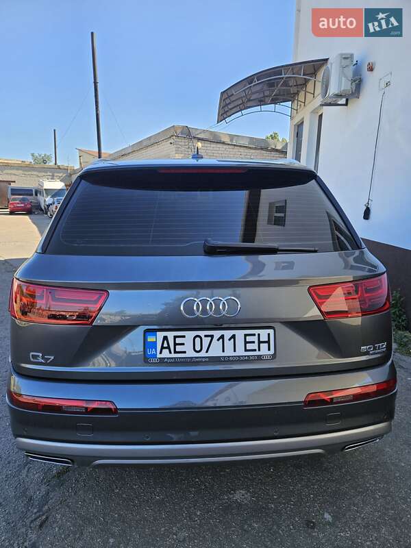 Внедорожник / Кроссовер Audi Q7 2018 в Днепре фото 8 Внедорожник / Кроссовер Audi Q7 2018 в Днепре