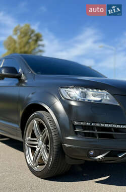 Внедорожник / Кроссовер Audi Q7 2010 в 