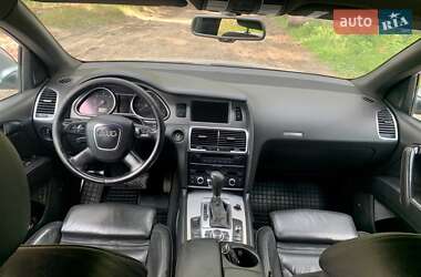 Внедорожник / Кроссовер Audi Q7 2006 в 