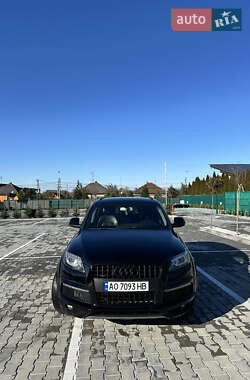 Внедорожник / Кроссовер Audi Q7 2013 в 