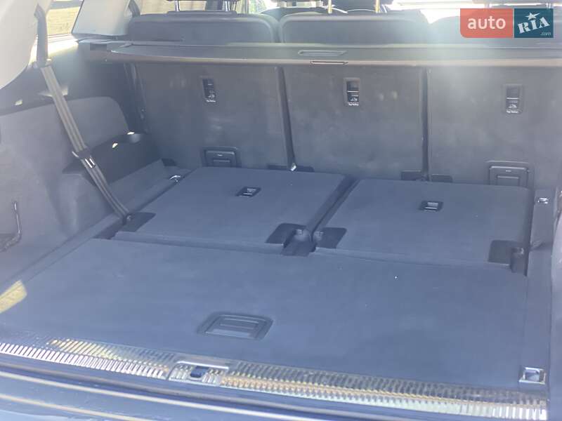 Внедорожник / Кроссовер Audi Q7 2017 в Днепре фото 15 Внедорожник / Кроссовер Audi Q7 2017 в Днепре