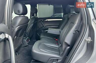 Позашляховик / Кросовер Audi Q7 2013 в 
