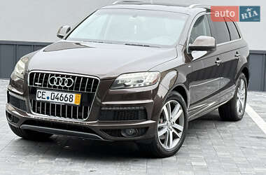 Позашляховик / Кросовер Audi Q7 2011 в 