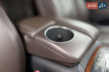 Позашляховик / Кросовер Audi Q7 2011 в 