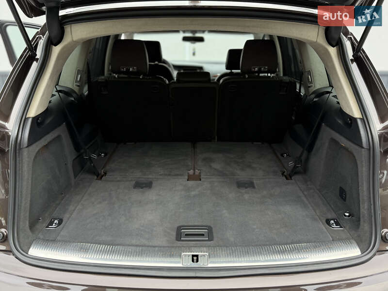 Внедорожник / Кроссовер Audi Q7 2011 в Ровно