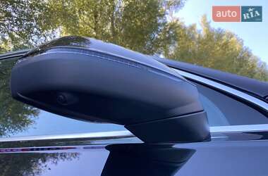 Позашляховик / Кросовер Audi Q7 2021 в 