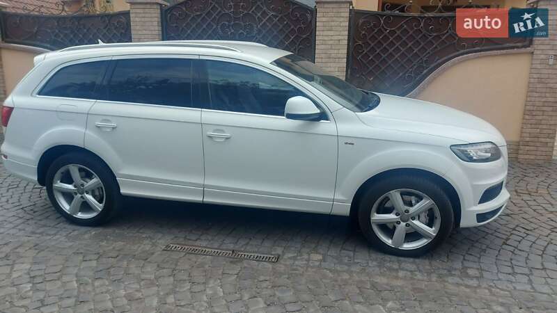 Позашляховик / Кросовер Audi Q7 2010 в Мукачевому