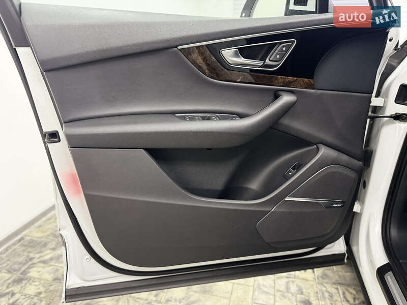 Внедорожник / Кроссовер Audi Q7 2016 в Одессе фото 16 Внедорожник / Кроссовер Audi Q7 2016 в Одессе