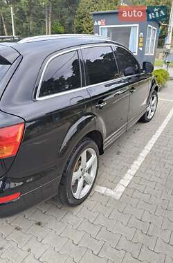 Позашляховик / Кросовер Audi Q7 2009 в 