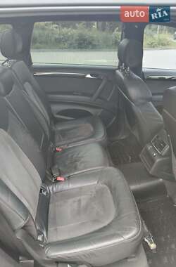 Позашляховик / Кросовер Audi Q7 2009 в 