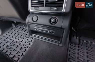 Внедорожник / Кроссовер Audi Q7 2010 в 