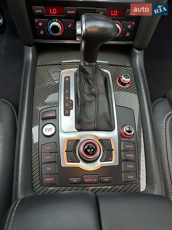 Позашляховик / Кросовер Audi Q7 2014 в Києві