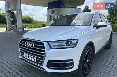 Позашляховик / Кросовер Audi Q7 2015 в Підгайцях