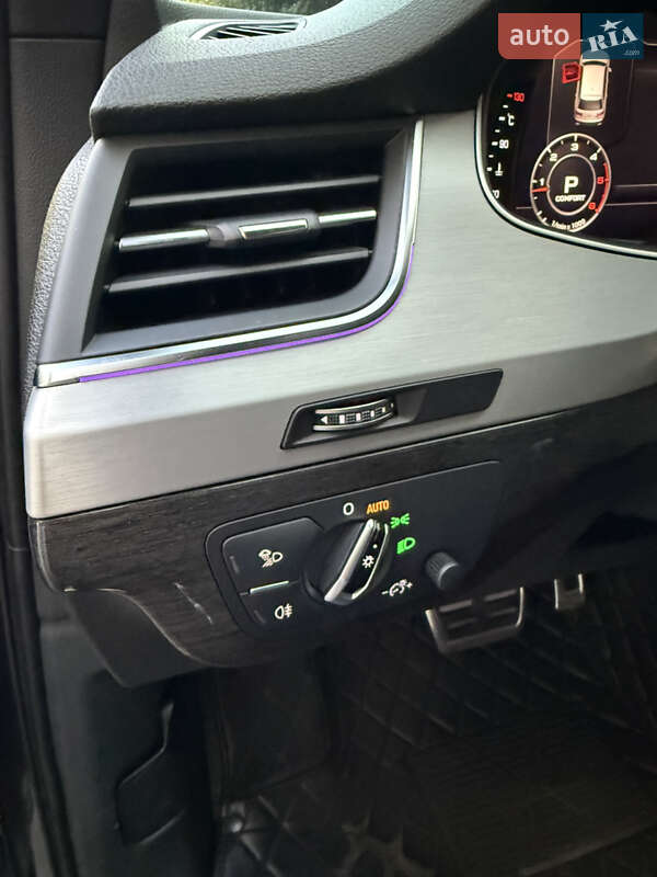 Внедорожник / Кроссовер Audi Q7 2015 в Одессе