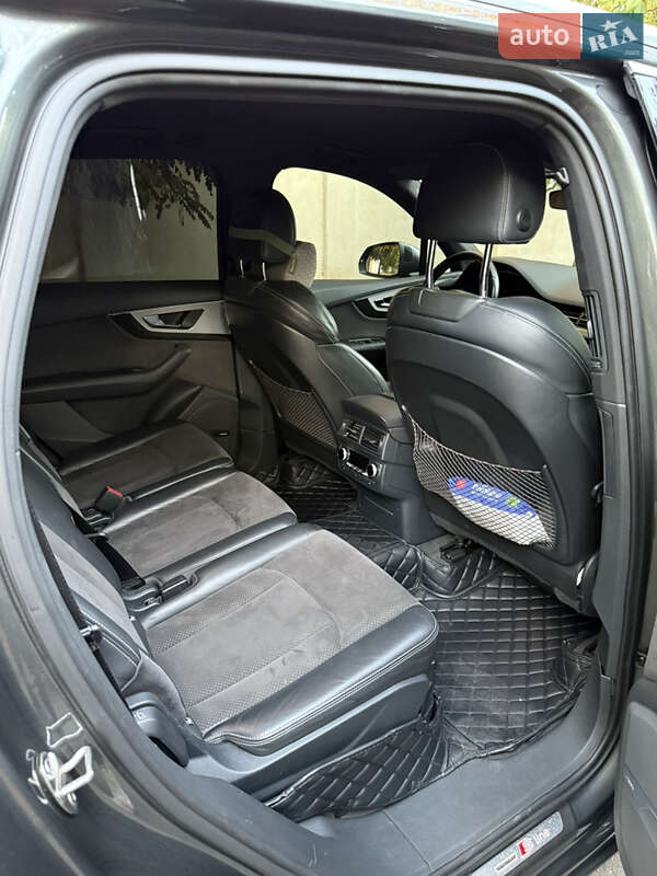 Внедорожник / Кроссовер Audi Q7 2015 в Одессе