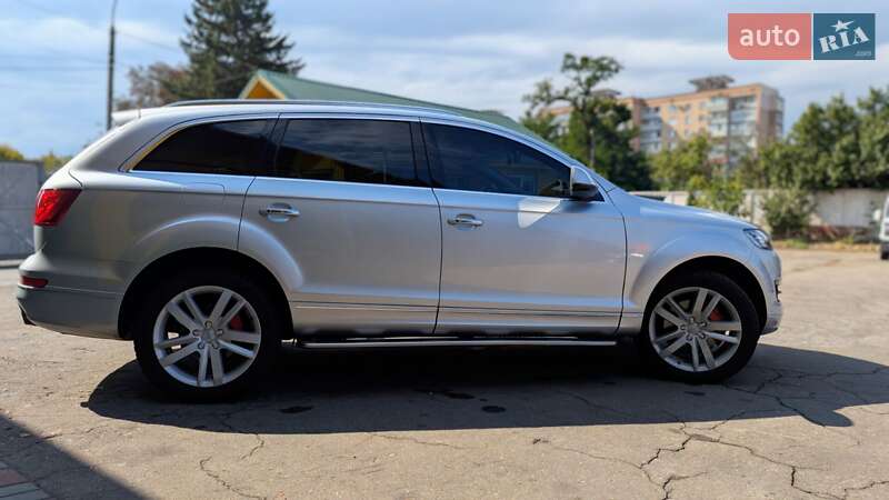 Внедорожник / Кроссовер Audi Q7 2015 в Черкассах