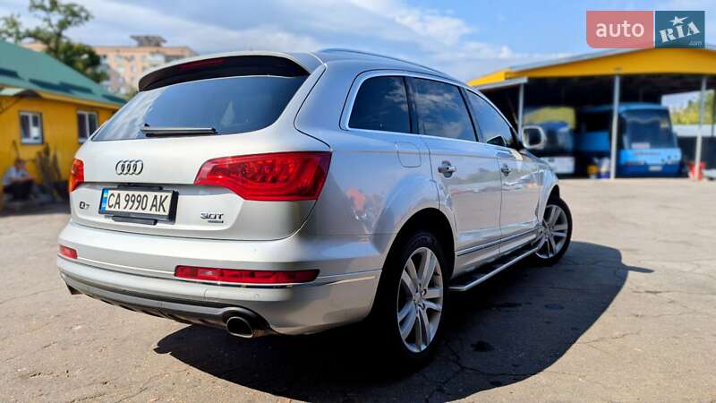 Внедорожник / Кроссовер Audi Q7 2015 в Черкассах