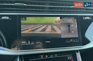 Внедорожник / Кроссовер Audi Q7 2020 в 