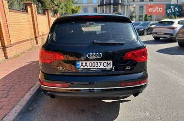 Внедорожник / Кроссовер Audi Q7 2011 в 