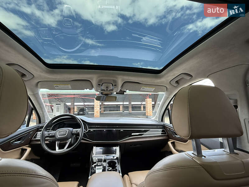Позашляховик / Кросовер Audi Q7 2022 в Львові