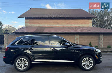 Внедорожник / Кроссовер Audi Q7 2019 в 