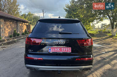 Внедорожник / Кроссовер Audi Q7 2019 в 