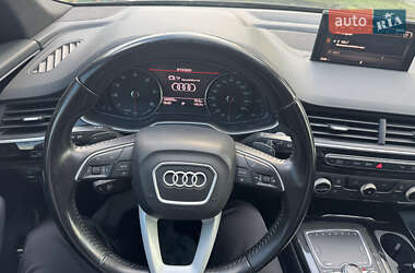 Внедорожник / Кроссовер Audi Q7 2019 в 