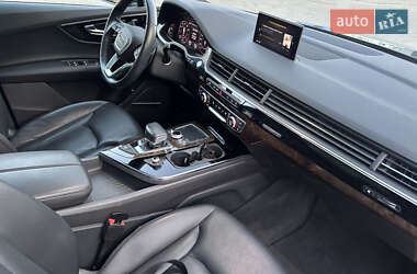 Внедорожник / Кроссовер Audi Q7 2019 в 