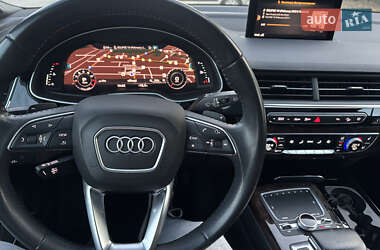 Внедорожник / Кроссовер Audi Q7 2019 в 
