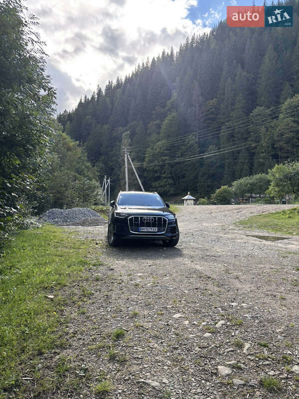 Внедорожник / Кроссовер Audi Q7 2019 в Сумах