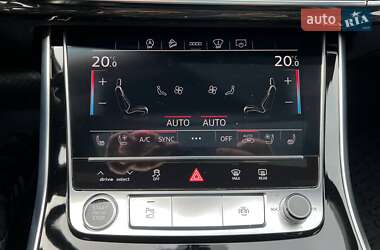Позашляховик / Кросовер Audi Q7 2020 в 