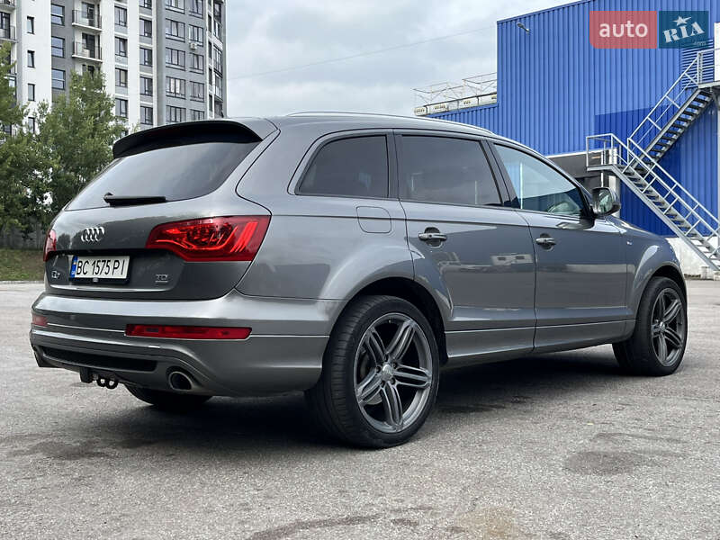 Позашляховик / Кросовер Audi Q7 2014 в Львові